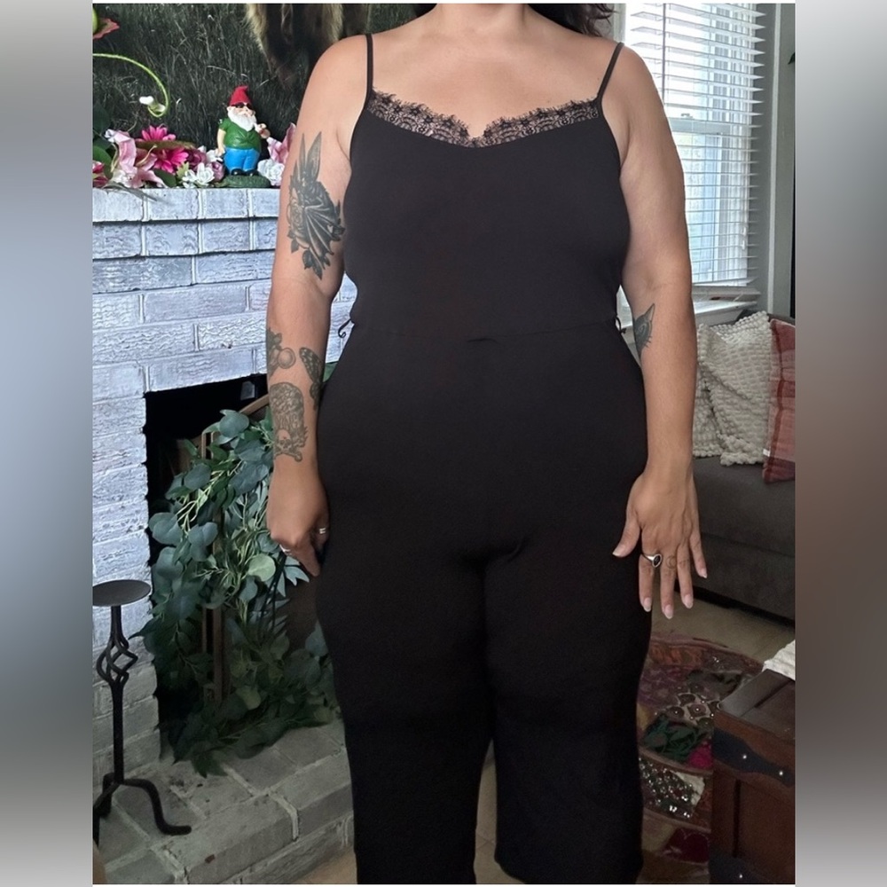Express Lace Trim Jumpsuit Size Large - Picture 3 of 6